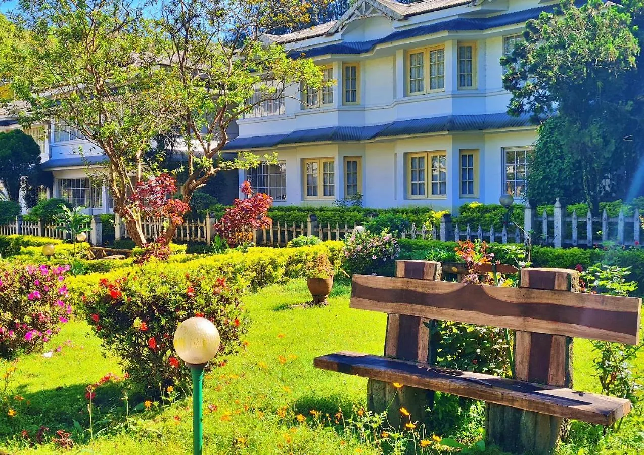 Курортный комплекс Eastend Муннар